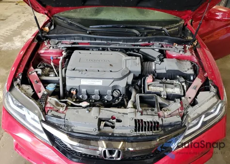 2017 Honda Accord Exl из США, поврежденный, VIN 1HGCT2B82HA000656